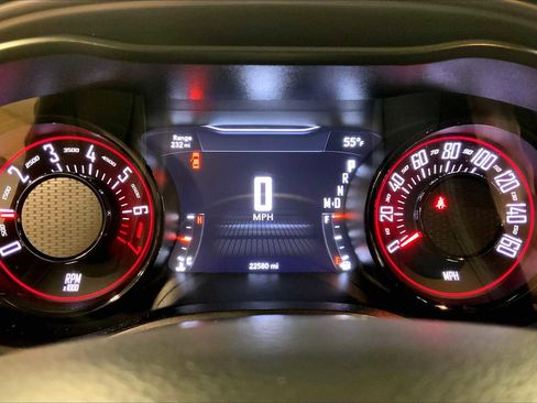 Used 2023 Dodge Challenger SXT w/ Blacktop Package image 27