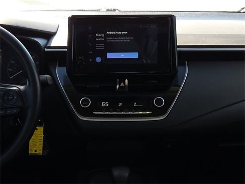 Used 2024 Toyota Corolla LE image 12