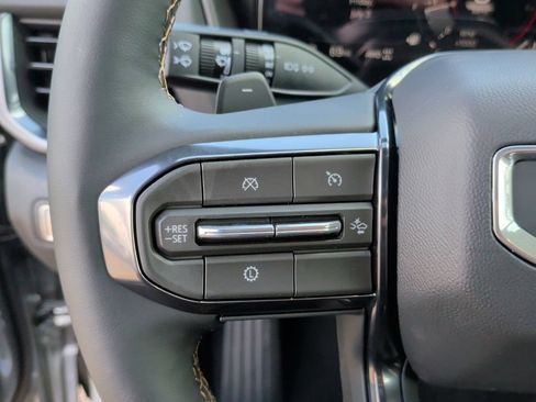 New 2026 GMC Terrain AT4 w/ Technology Package II AWD/4WD image 18