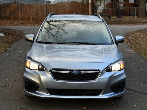 Used 2017 Subaru Impreza 2.0i Premium w/ Popular Package #2 image 2
