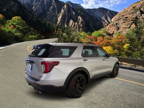 Used 2020 Ford Explorer ST w/ ST Street Pack AWD/4WD image 6