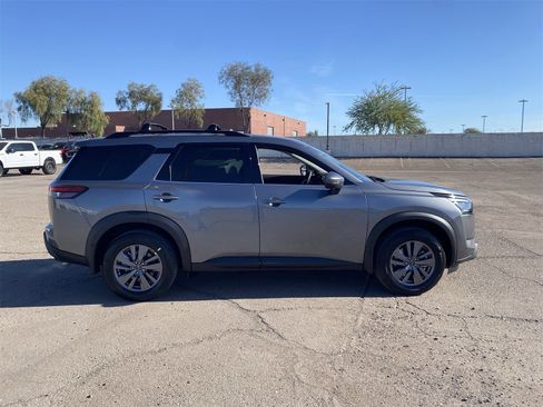 New 2025 Nissan Pathfinder SV w/ Black Appearance Package image 7