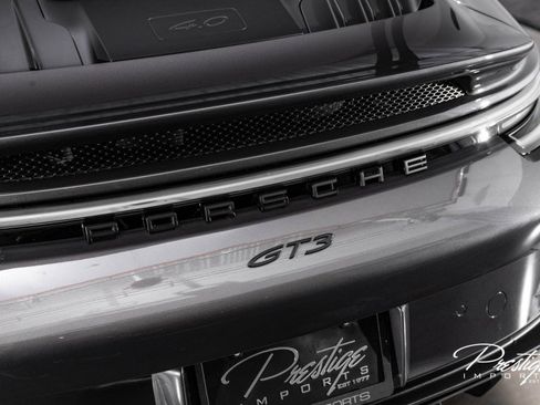 Used 2022 Porsche 911 GT3 image 17