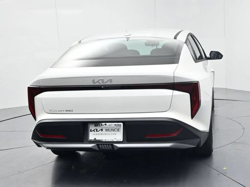 New 2026 Kia K4 FWD image 7