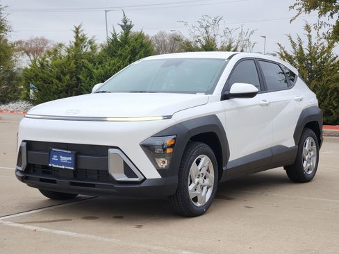 New 2026 Hyundai Kona SE image 2