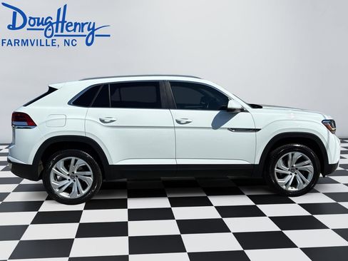 Used 2020 Volkswagen Atlas Cross Sport SEL FWD image 6