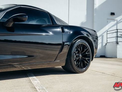 Used 2011 Chevrolet Corvette Grand Sport w/ Preferred Equipment Group image 31