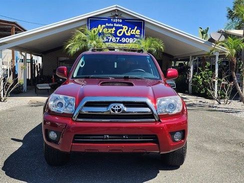 Used 2008 Toyota 4Runner SR5 AWD/4WD image 3
