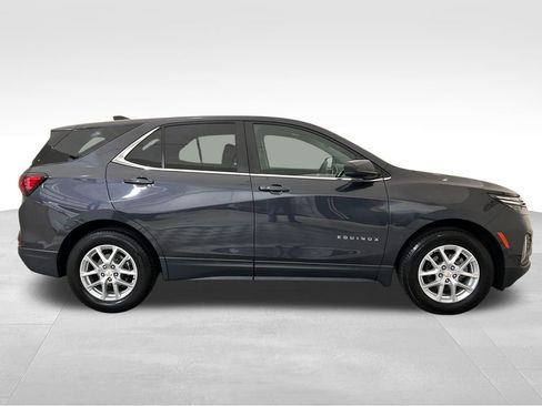 Used 2023 Chevrolet Equinox LT image 6