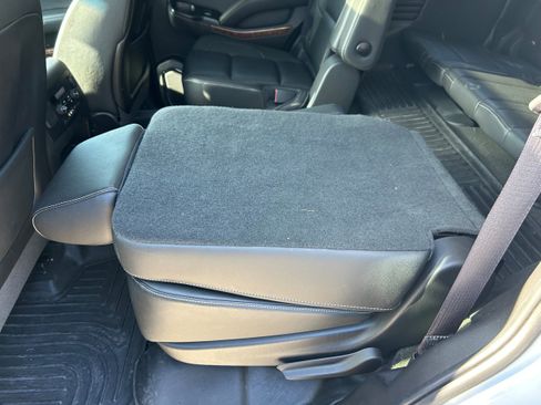 Used 2016 Chevrolet Tahoe LTZ RWD image 33