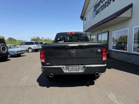 Used 2014 RAM 1500 Express AWD/4WD image 3