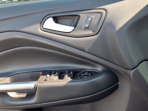 Used 2018 Ford Escape SEL image 23