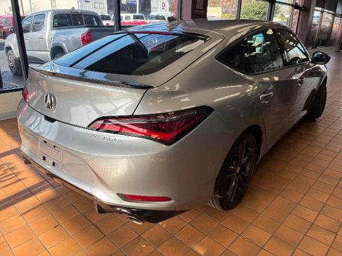Used 2024 Acura Integra A-Spec image 9