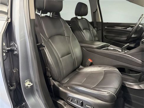 Used 2020 Buick Enclave Avenir w/ Avenir Technology Package image 15