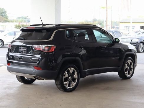Used 2019 Jeep Compass Limited image 5