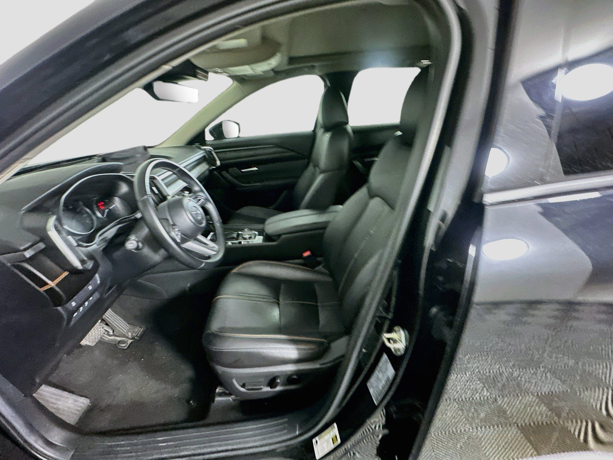 Used 2025 MAZDA CX-50 AWD 2.5 S w/ Premium Plus Pkg image 13
