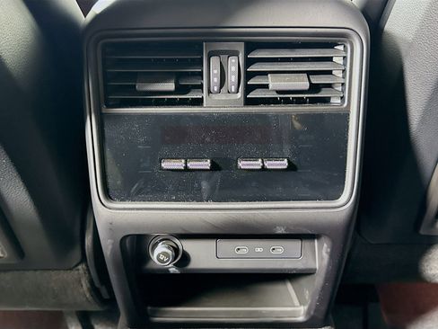 Certified 2026 Porsche Cayenne S AWD/4WD image 24