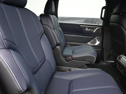 New 2027 INFINITI QX80 Sensory w/ Sport Exterior Package AWD/4WD image 12