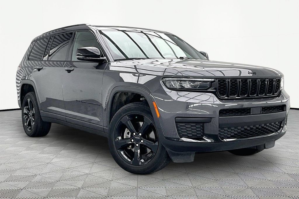 Used 2024 Jeep Grand Cherokee L Laredo AWD/4WD image 12