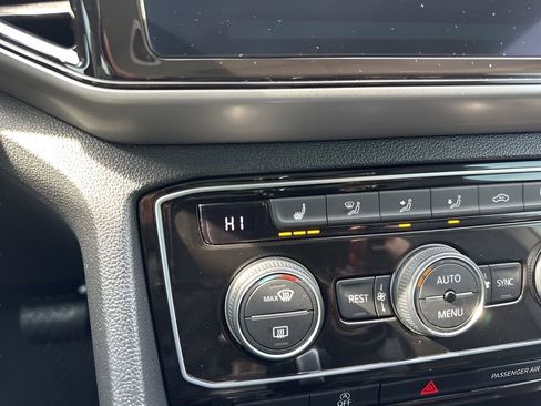 Used 2021 Volkswagen Atlas SEL image 21