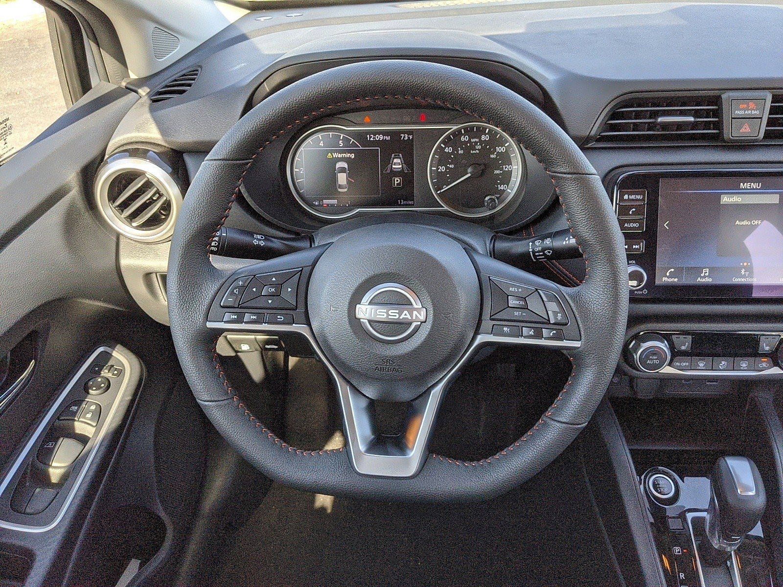 New 2025 Nissan Versa SR w/ Trunk Package FWD image 12