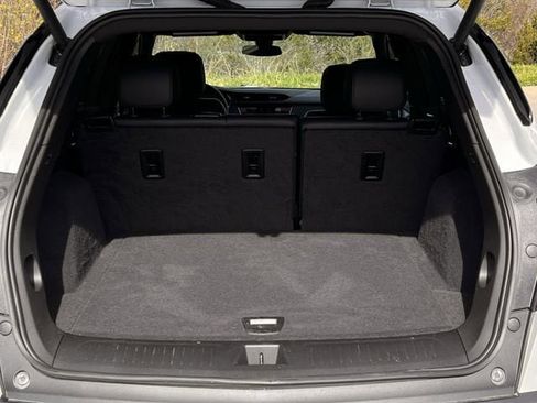 New 2026 Cadillac XT5 Luxury image 25