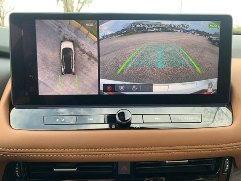 New 2026 Nissan Rogue Platinum image 14