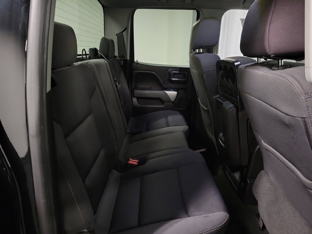 Used 2018 Chevrolet Silverado 1500 LT w/ Midnight Edition AWD/4WD image 30