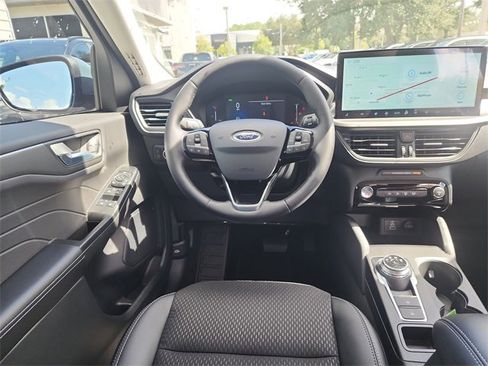 New 2026 Ford Escape SE image 12