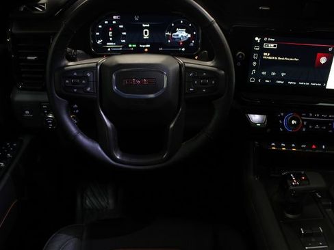 Used 2024 GMC Sierra 1500 AT4 w/ Technology Package image 23