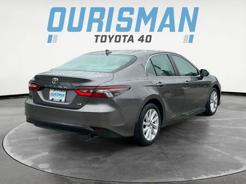 Used 2022 Toyota Camry LE w/ Carpet Mat Package (TMS) image 7