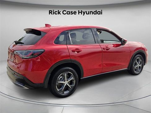 Used 2025 Honda HR-V EX-L image 6