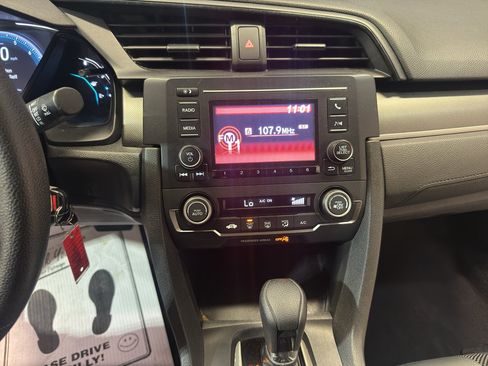 Used 2020 Honda Civic LX image 19