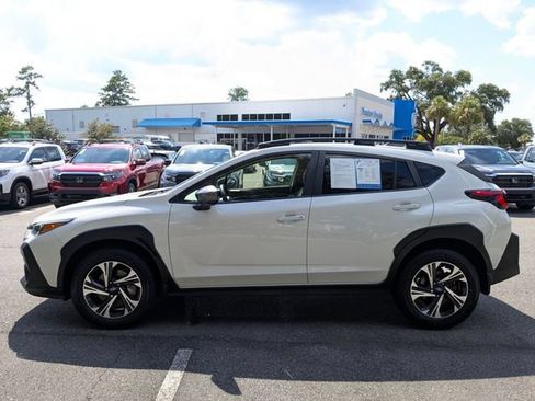 Used 2024 Subaru Crosstrek 2.0i Premium AWD/4WD image 11