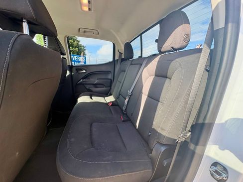 Used 2022 GMC Canyon Elevation w/ Trailering Package RWD image 9