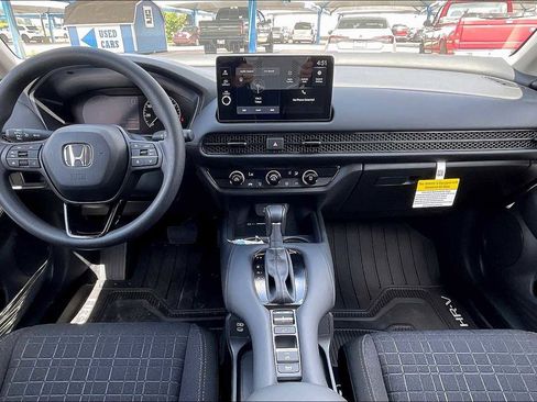 New 2026 Honda HR-V LX image 5