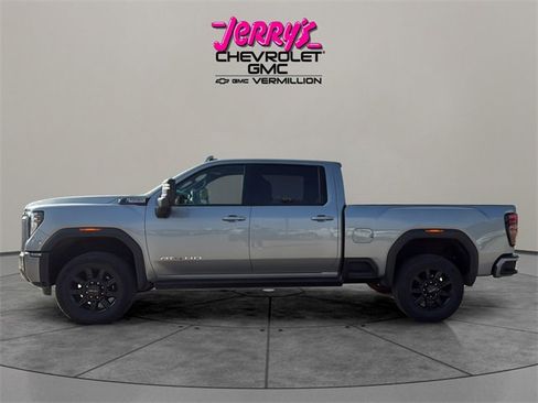 Used 2024 GMC Sierra 2500 AT4 w/ AT4 Premium Plus Package image 10