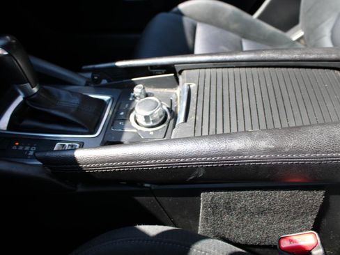 Used 2017 MAZDA MAZDA6 Sport image 33