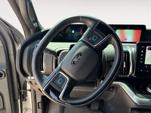 Used 2025 Ford Expedition Max Platinum w/ Stealth Appearance Package AWD/4WD image 12