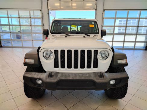 Used 2020 Jeep Gladiator Sport w/ Quick Order Package 24S AWD/4WD image 8