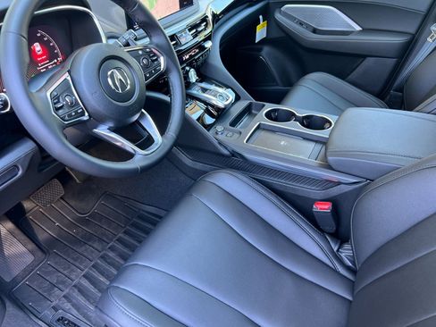 New 2026 Acura MDX SH-AWD image 6