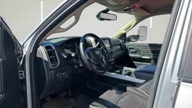 Used 2019 RAM 3500 Laramie AWD/4WD image 8