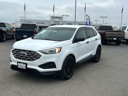 Certified 2020 Ford Edge SE image 8