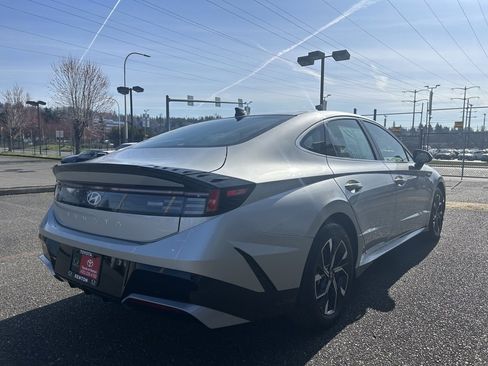 Used 2025 Hyundai Sonata SEL image 5