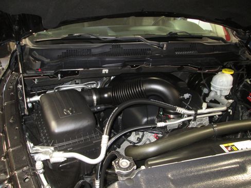 Used 2018 RAM 1500 Laramie w/ Convenience Group image 38