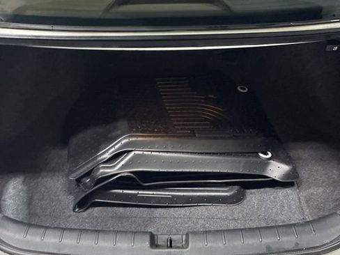 Used 2017 Honda Accord LX image 31