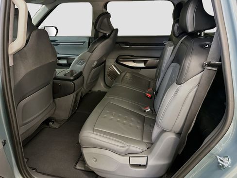 Used 2024 Kia EV9 Wind image 30