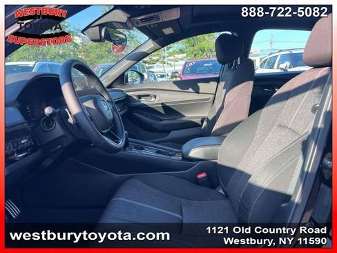 Used 2024 Honda Accord Sport image 19