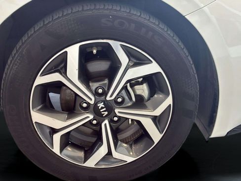 Used 2021 Kia Forte LXS FWD image 39