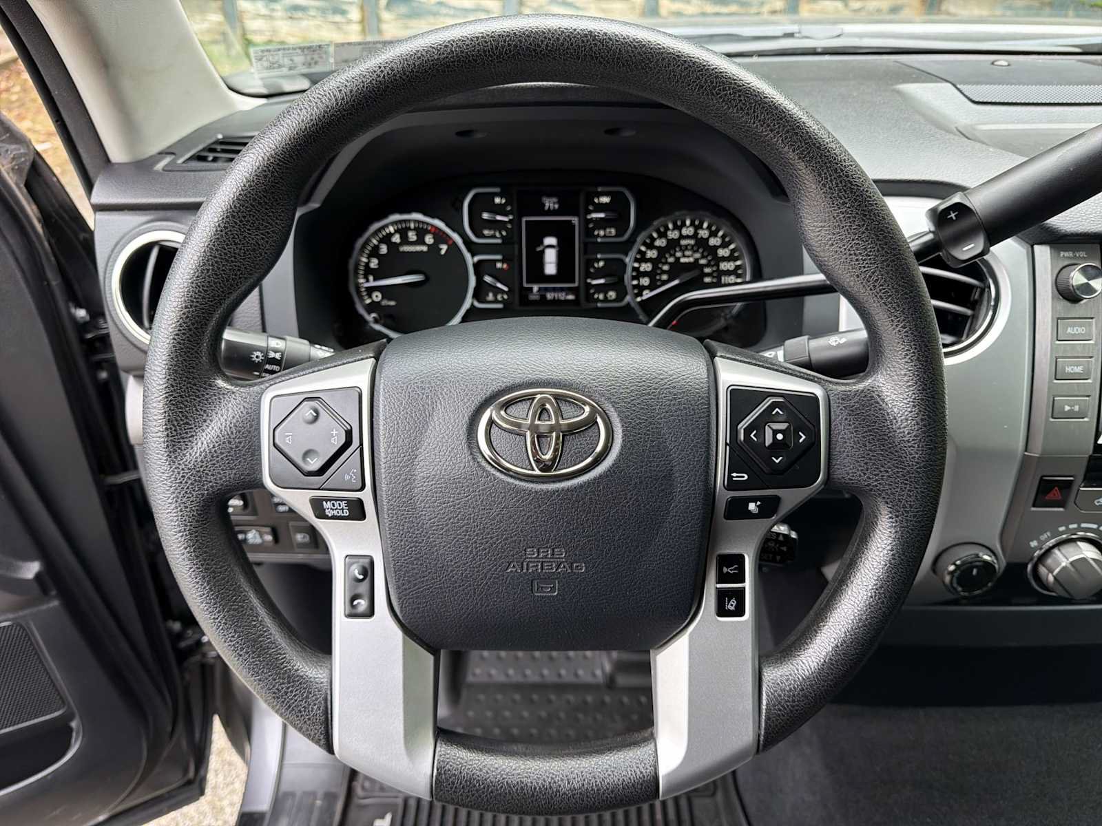 Used 2019 Toyota Tundra SR5 AWD/4WD image 11